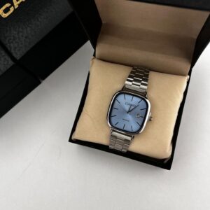 Casio Carrée Bleu